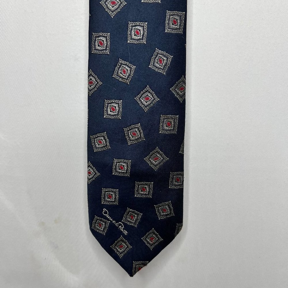 Vtg Oscar De La Renta Studio Mens Necktie 3 ½” Blue Red Gray Geometric Signature